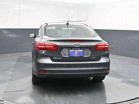 Used 2018 Ford Focus SEL image 4