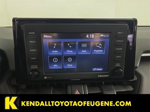 Used 2022 Toyota RAV4 LE image 13