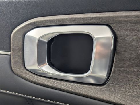 Used 2021 Kia Sorento SX Prestige image 14