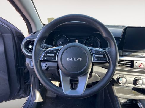 Used 2024 Kia Forte LXS image 12