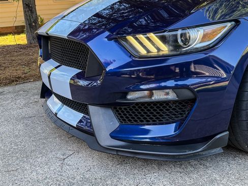 Used 2018 Ford Mustang Shelby GT350 RWD image 15