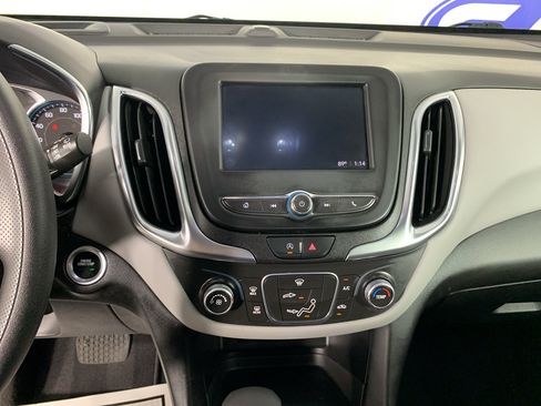 Used 2022 Chevrolet Equinox LS w/ LS Convenience Package FWD image 26