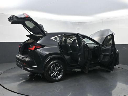Used 2025 Lexus NX 250 FWD w/ Towing Package (2000 Lbs) image 38