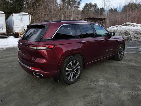 Used 2023 Jeep Grand Cherokee Overland w/ Adv Protech Group III image 8