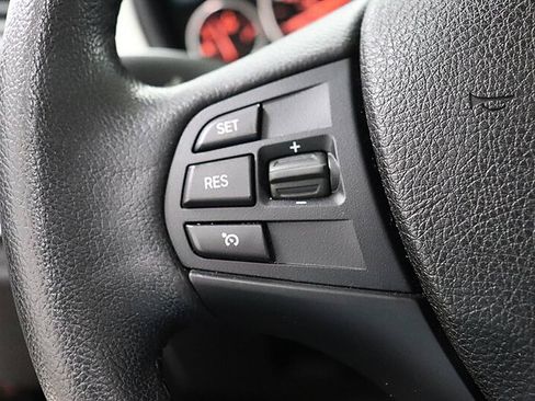 Used 2017 BMW 320i Sedan RWD image 23