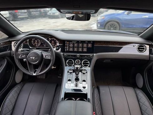 Used 2020 Bentley Continental GT image 4