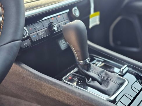 New 2026 Jeep Compass Latitude AWD/4WD image 14