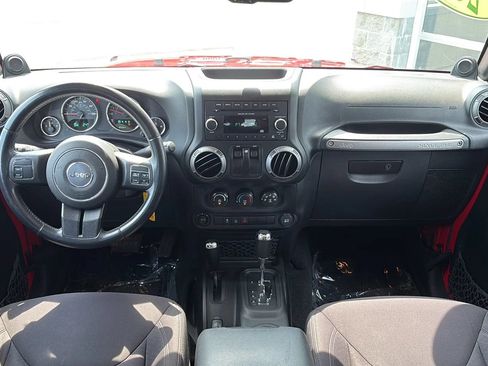 Used 2014 Jeep Wrangler Sport w/ Quick Order Package 24S AWD/4WD image 8