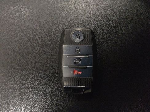 Used 2020 Kia Sorento S AWD/4WD image 32