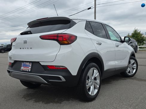 Used 2024 Buick Encore GX Preferred FWD image 8
