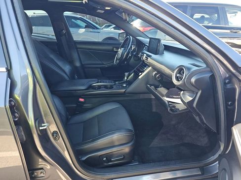 Used 2022 Lexus IS 300 w/ Premium Package image 13