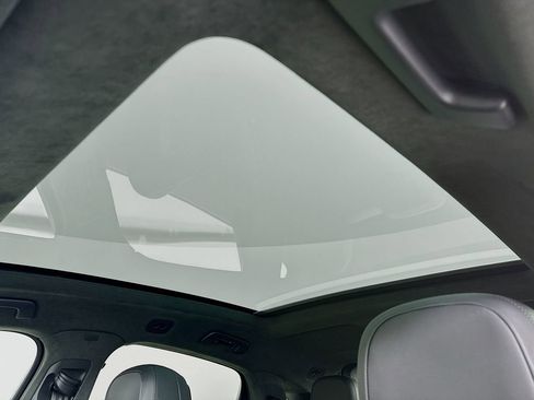 Certified 2025 Porsche Cayenne GTS image 24