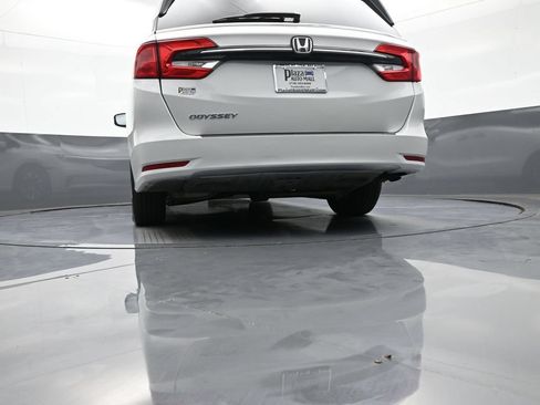 Certified 2024 Honda Odyssey EX-L image 34