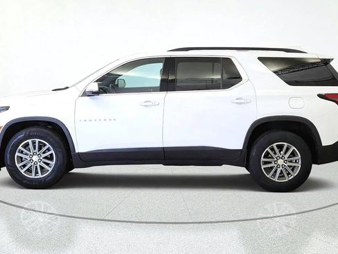 Used 2023 Chevrolet Traverse LT FWD image 5