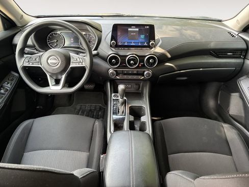 Used 2024 Nissan Sentra SV FWD image 10