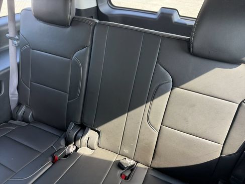 Used 2017 GMC Yukon XL Denali w/ Open Road Package AWD/4WD image 33