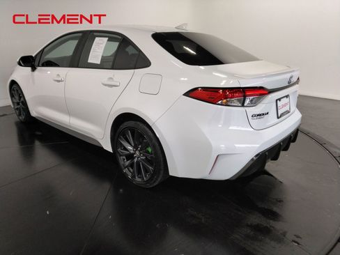 Used 2024 Toyota Corolla SE image 8