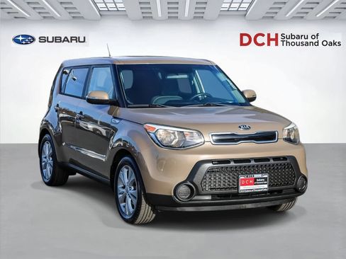 Used 2014 Kia Soul + image 3