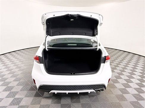 Used 2020 Toyota Corolla SE image 34