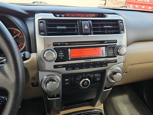 Used 2013 Toyota 4Runner SR5 RWD image 14