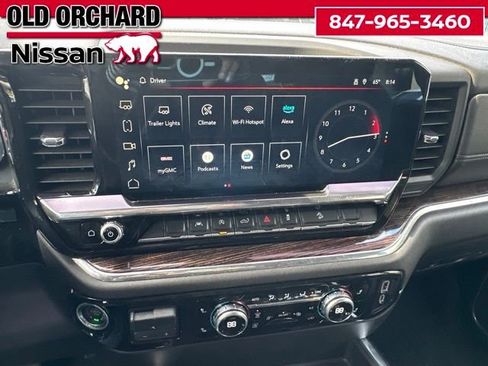 Used 2024 GMC Sierra 1500 Elevation image 18