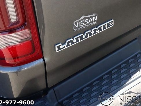 Used 2019 RAM 1500 Laramie image 9