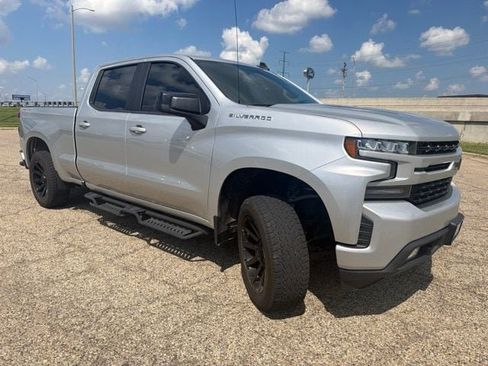 Used 2019 Chevrolet Silverado 1500 RST w/ All-Star Edition AWD/4WD image 2