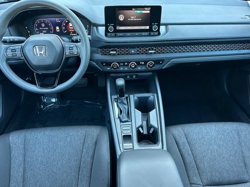 Used 2023 Honda Accord EX image 13