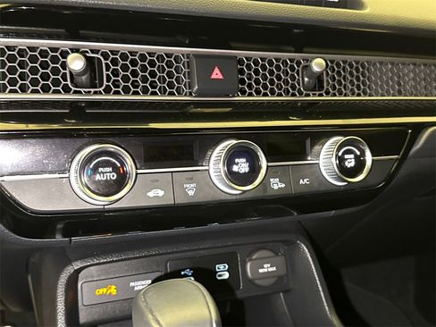 Certified 2025 Honda Civic Sport image 25