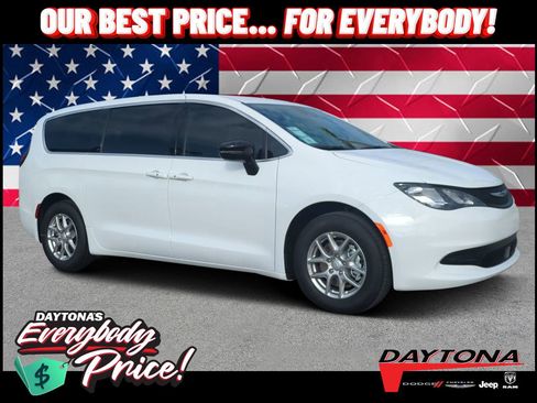New 2026 Chrysler Voyager LX image 1