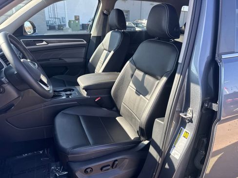 Used 2023 Volkswagen Atlas SE image 11