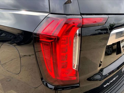 Certified 2024 GMC Yukon Denali AWD/4WD image 47