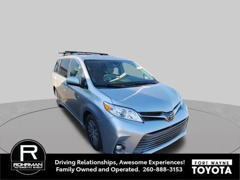 Used 2019 Toyota Sienna XLE FWD image 8