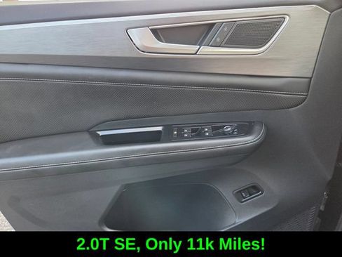 Used 2024 Volkswagen Atlas Cross Sport SE FWD image 20