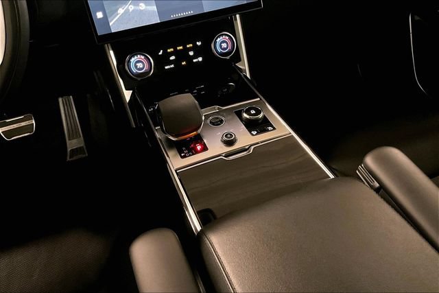 Certified 2023 Land Rover Range Rover SE AWD/4WD image 18