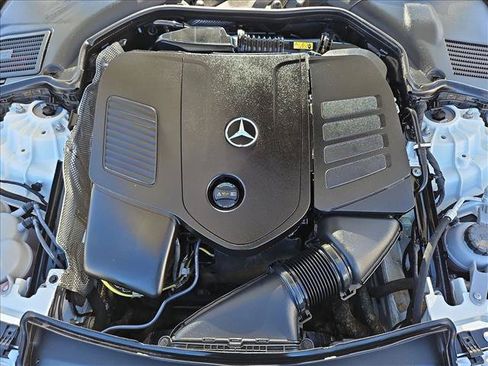 Used 2025 Mercedes-Benz C 300 Sedan image 23