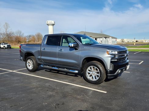 Used 2019 Chevrolet Silverado 1500 LTZ image 9