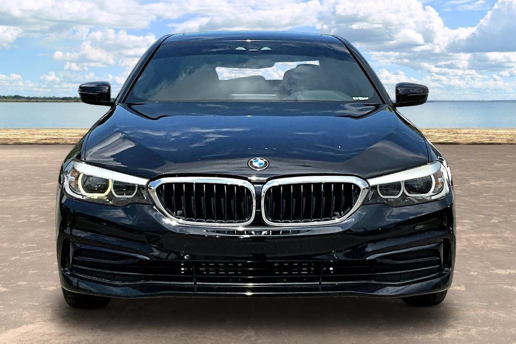 Used 2019 BMW 530i w/ Convenience Package RWD image 2