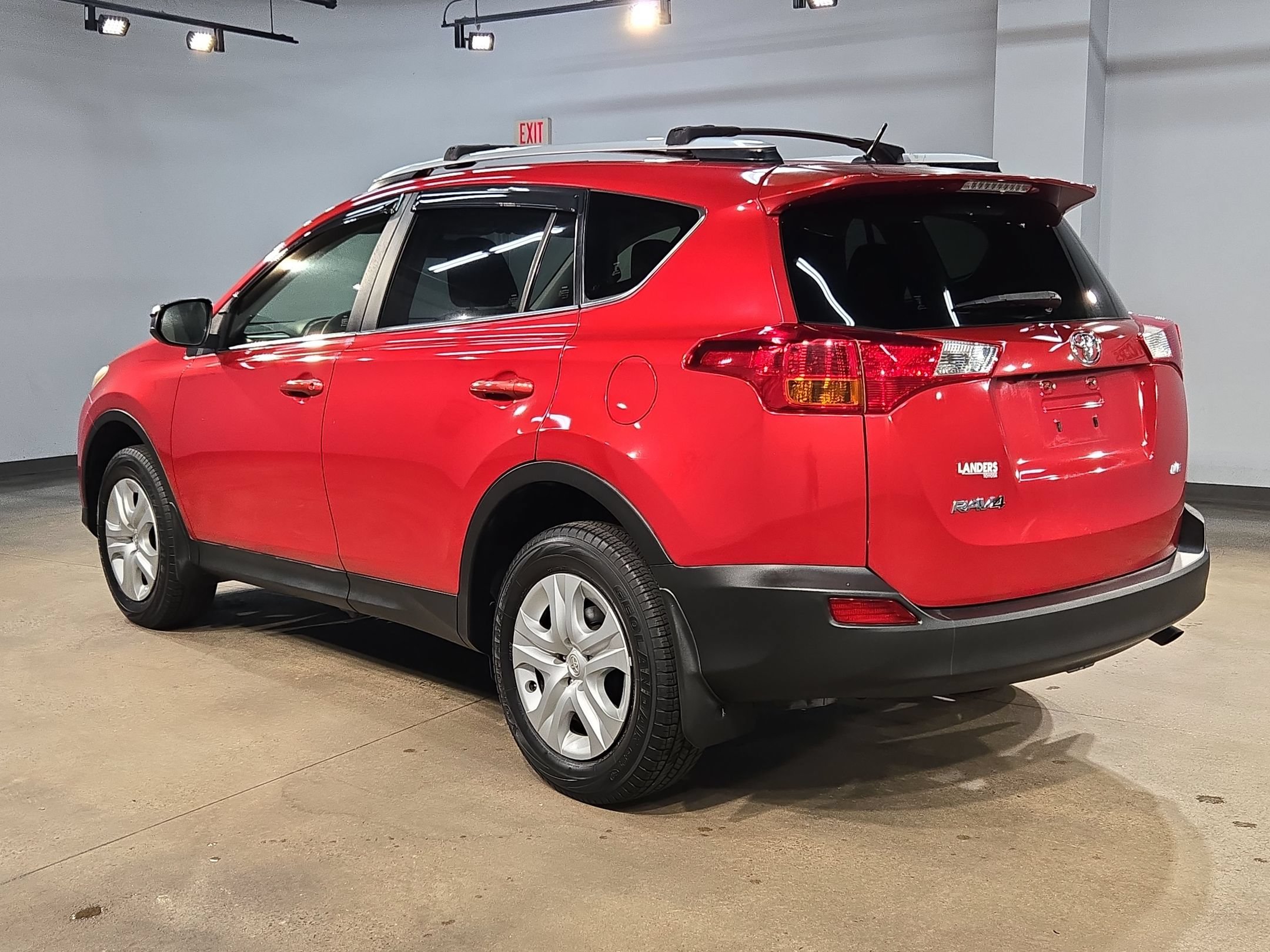 Used 2015 Toyota RAV4 LE FWD image 5