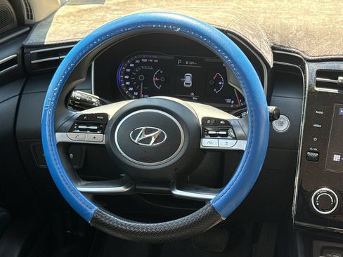 Used 2023 Hyundai Tucson SEL FWD image 13