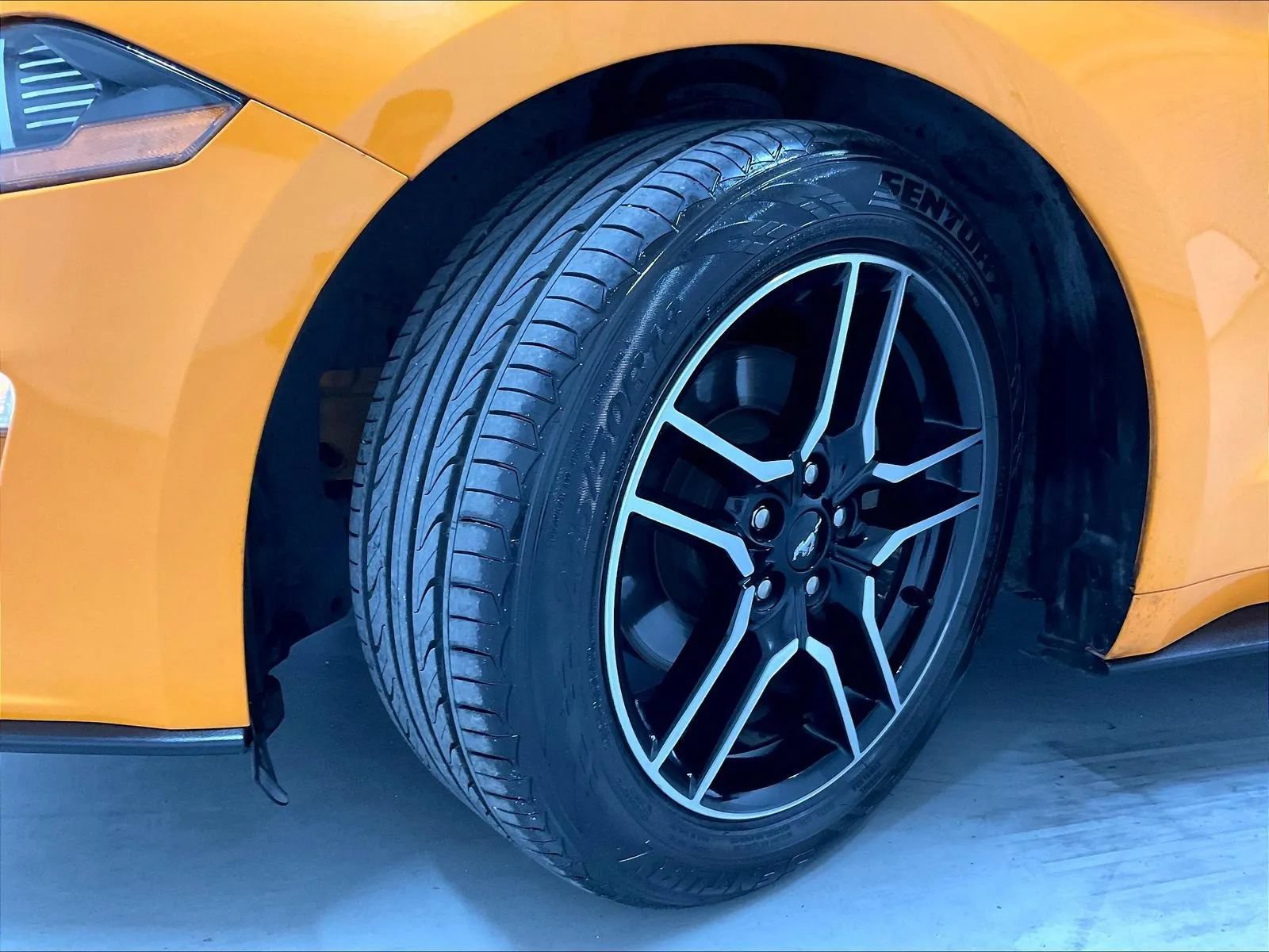 Used 2018 Ford Mustang Coupe RWD image 43