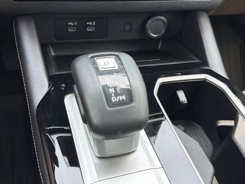 Used 2025 Mitsubishi Outlander SE FWD image 30