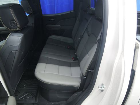 New 2026 Chevrolet Colorado ZR2 w/ Technology Package image 28