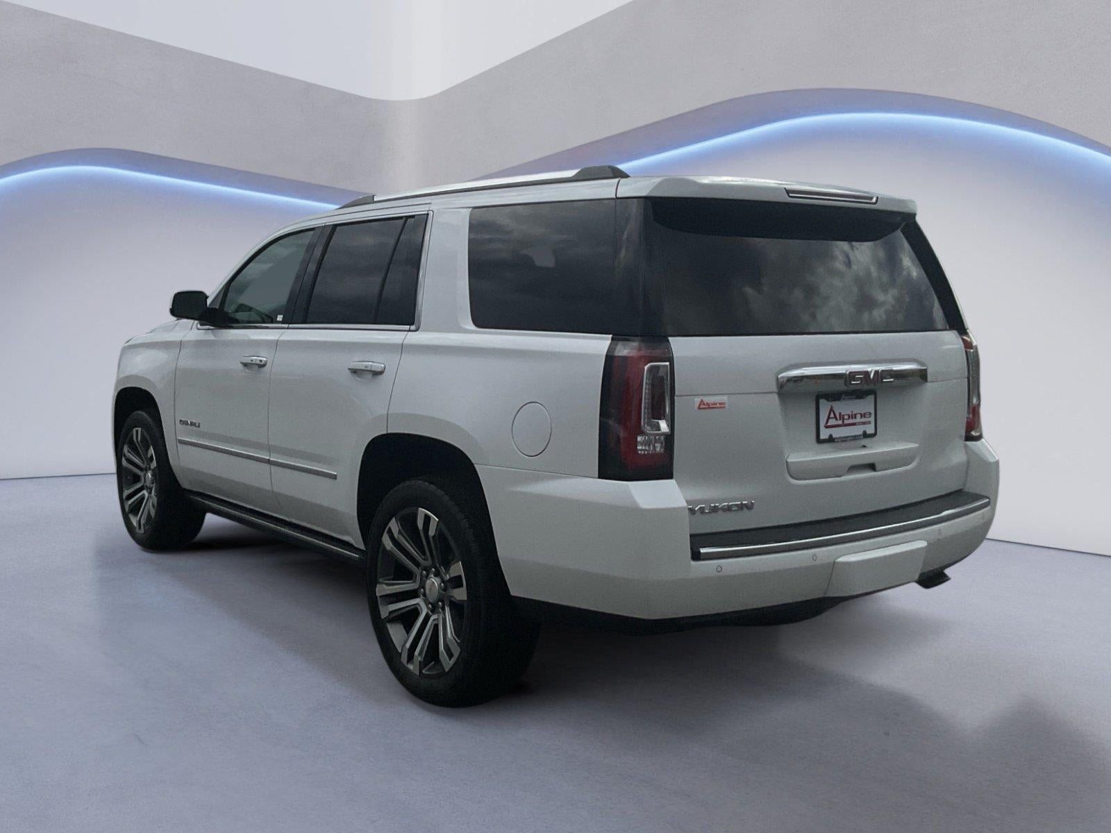 Certified 2017 GMC Yukon Denali w/ Open Road Package AWD/4WD image 3