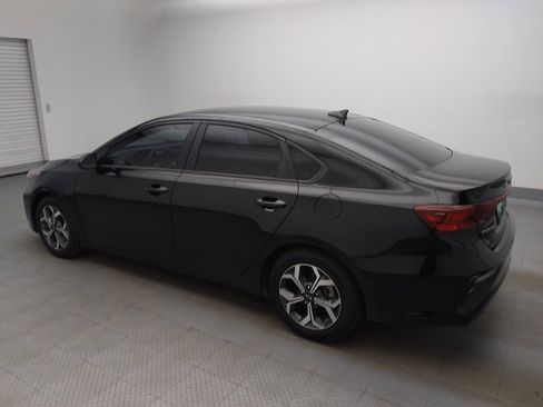 Used 2021 Kia Forte LXS FWD image 3