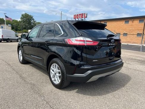 Certified 2023 Ford Edge SEL w/ Convenience Package AWD/4WD image 6