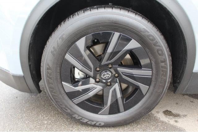 Certified 2026 Toyota C-HR AWD/4WD image 11