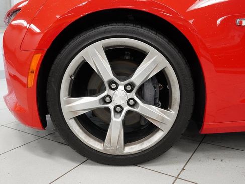 Used 2017 Chevrolet Camaro SS image 14