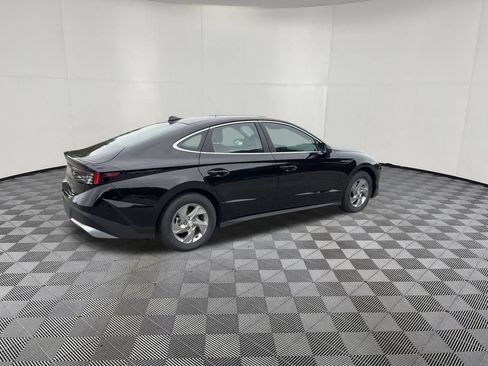 Used 2026 Hyundai Sonata SE FWD image 21