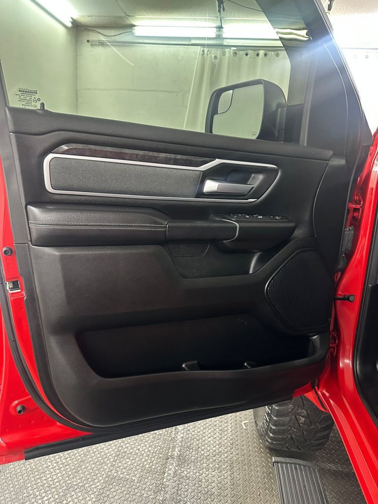 Used 2022 RAM 1500 Big Horn AWD/4WD image 8